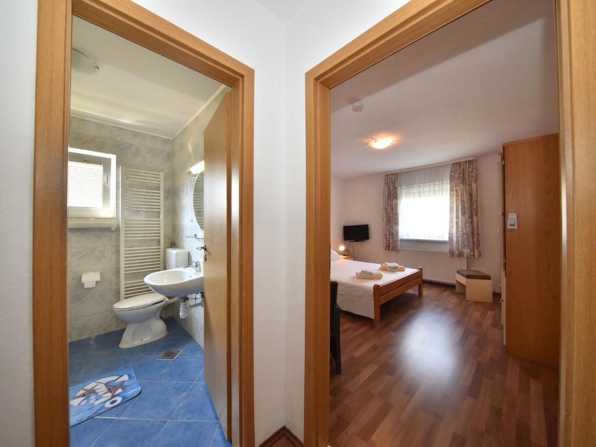 Traditional Apartment In Zadar With Garden Exterior foto